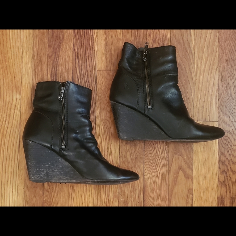 Frye Regina Wedge Booties